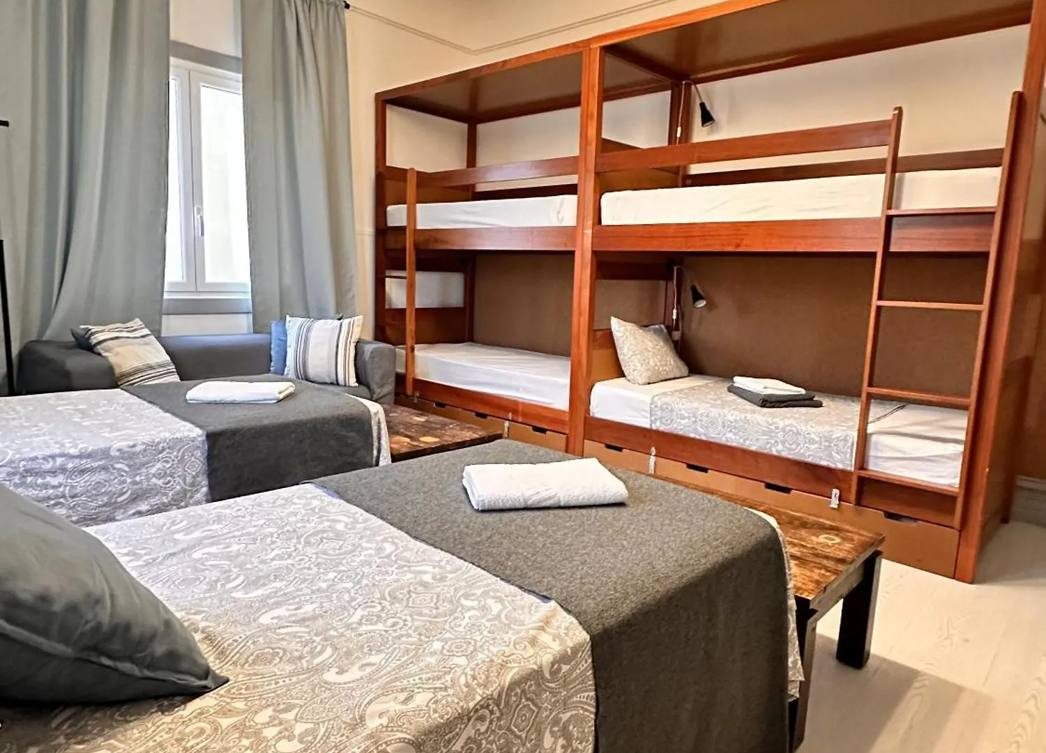 旅馆 Ey Lisbon Guesthouse