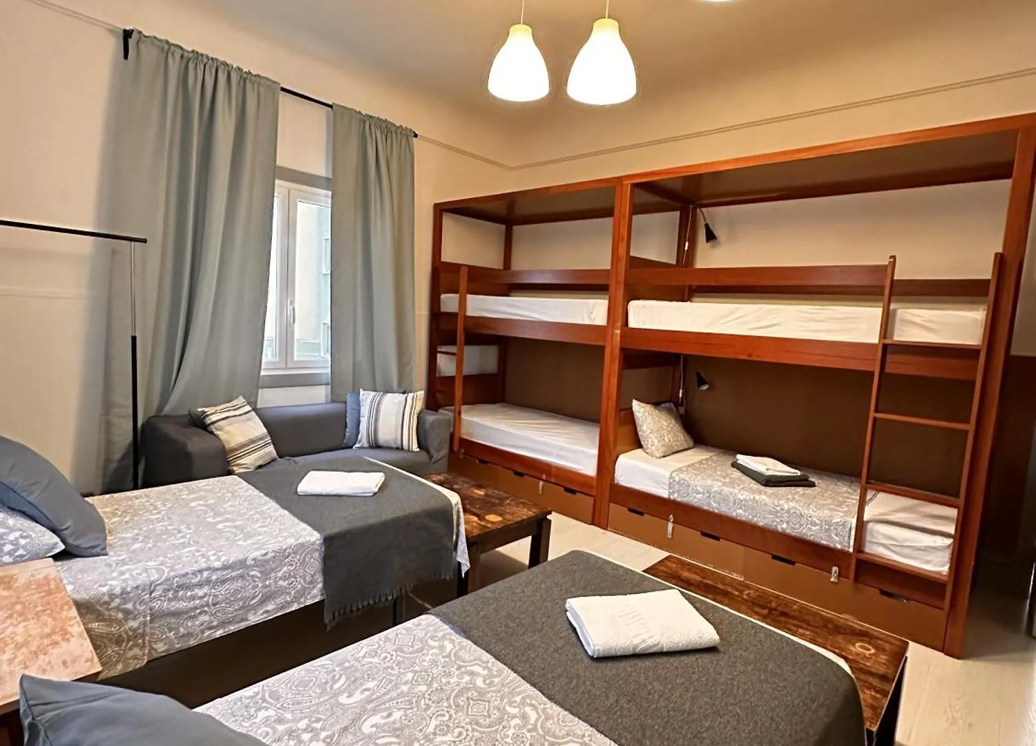 Ey Lisbon Guesthouse 0*,  葡萄牙