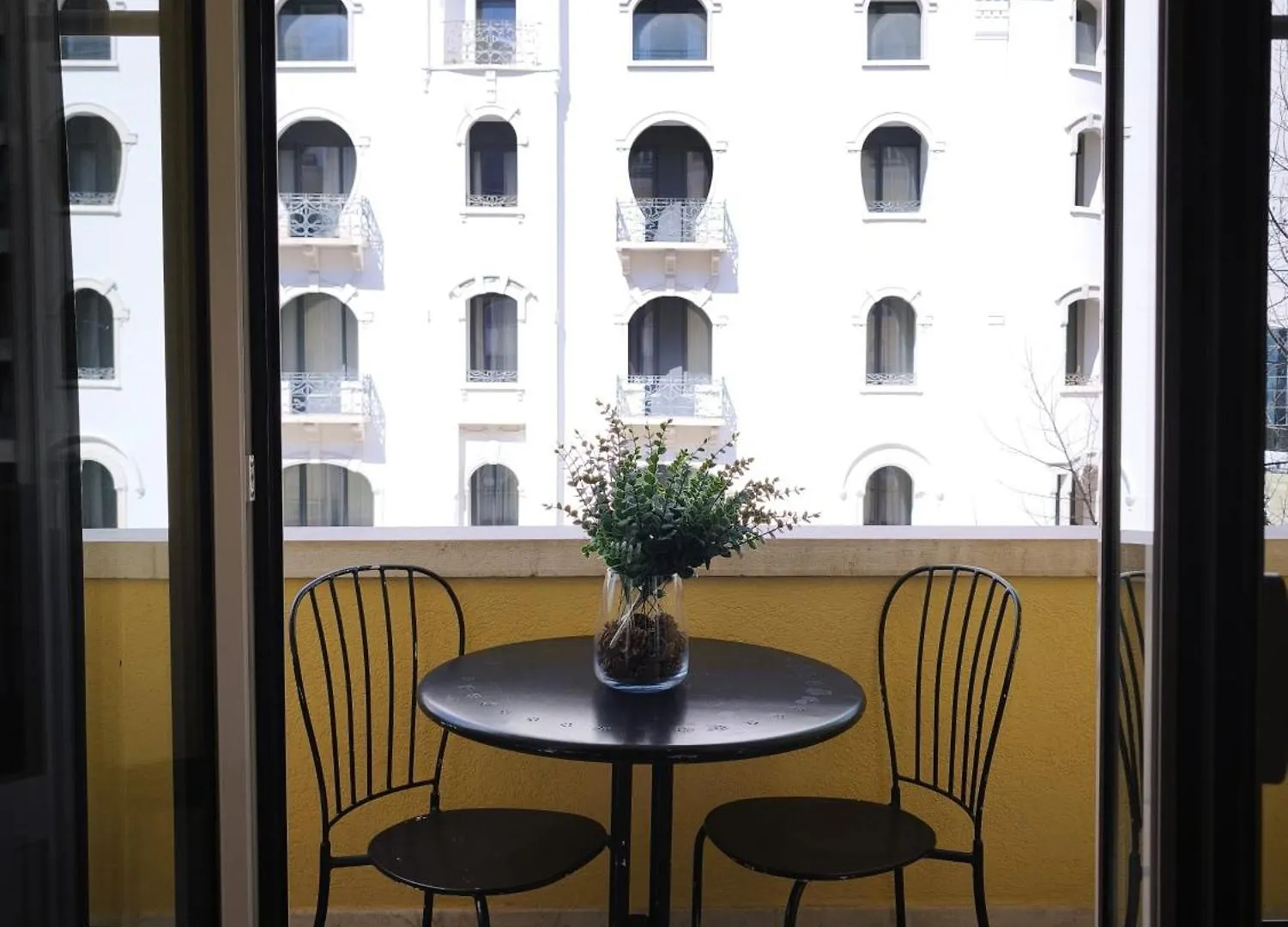 Hostal Ey Lisbon Guesthouse