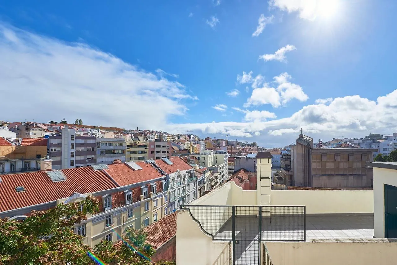 Ey Lisbon Guesthouse אכסניה